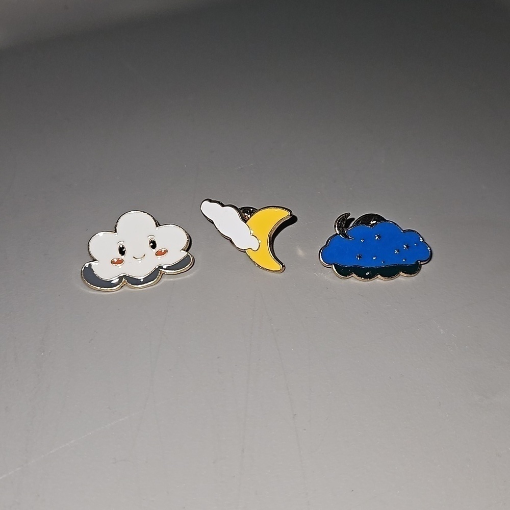 Set of 3 cloud sky pins